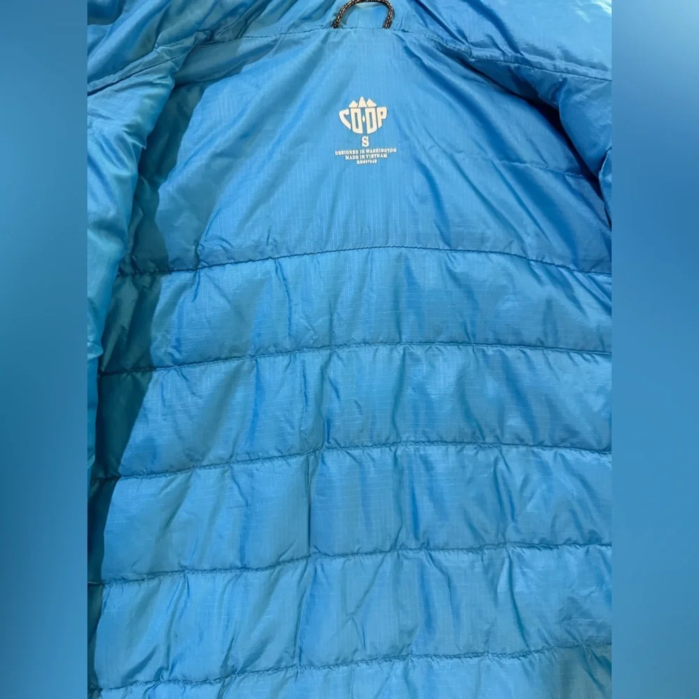 Rei Co-Op Women's Quilted Blue Puffer Jacket - Picture 6 of 8